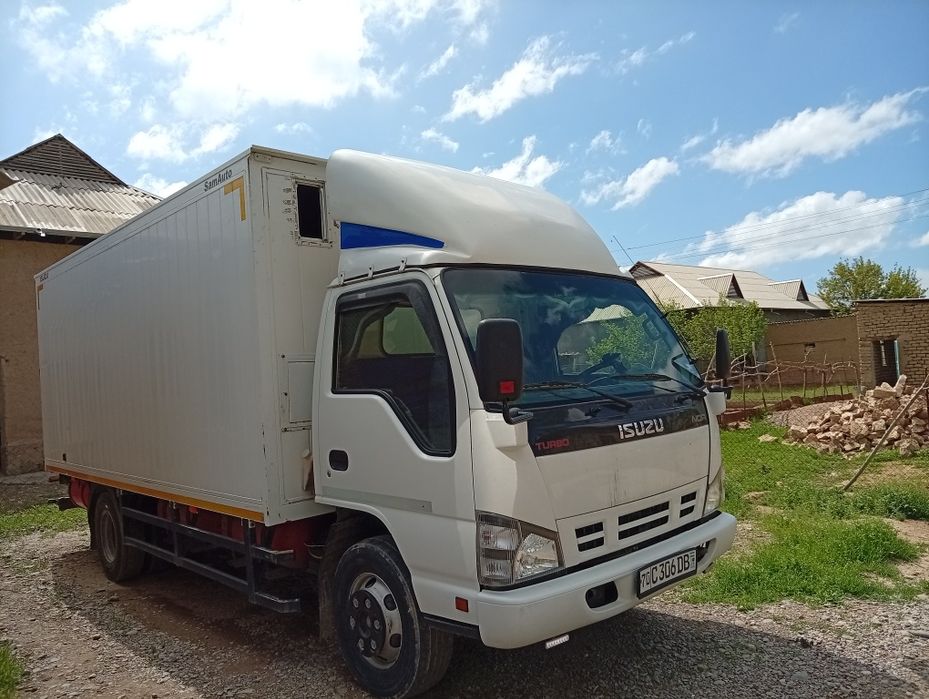 Isuzu nqr 71 sotiladi