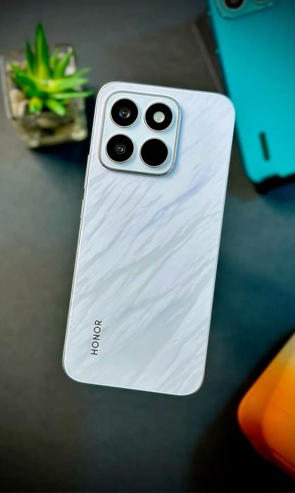 Honor x8c. Состояние идеальное