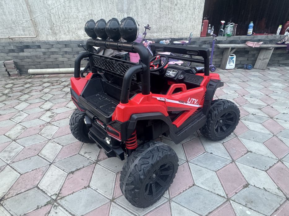 Детские машина, машинка