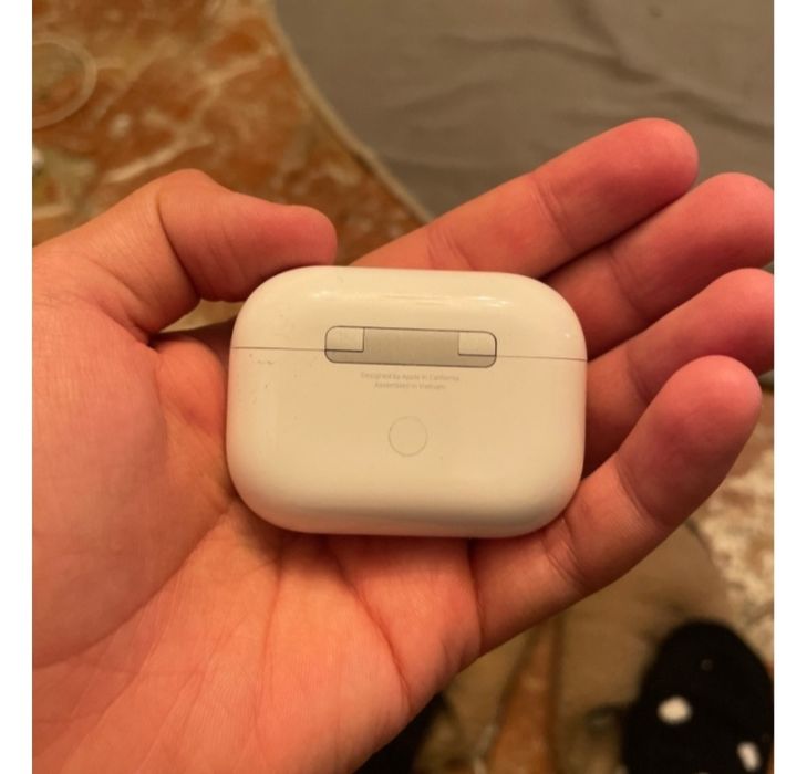 Продам AirPods PRO