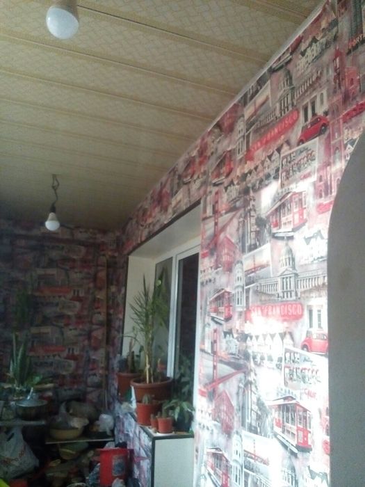 Срочно!!Тўрт хонали квартира сотилади.