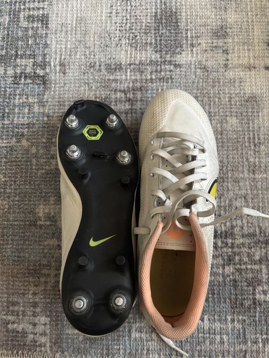 Бутонки Nike метални шипове