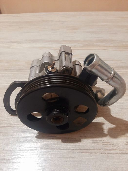 Продам гидравл.насос оригинал GM от Спарка!