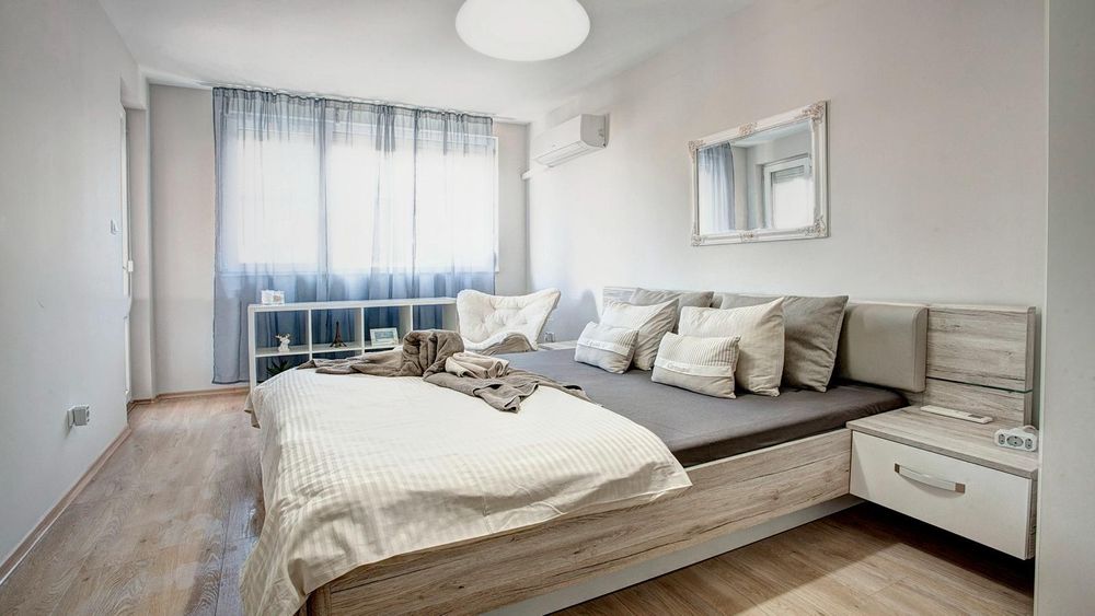 Дава се под наем Двустаен апартамент в София, Център - 82 кв.м за 877.71 € - Снимка #4