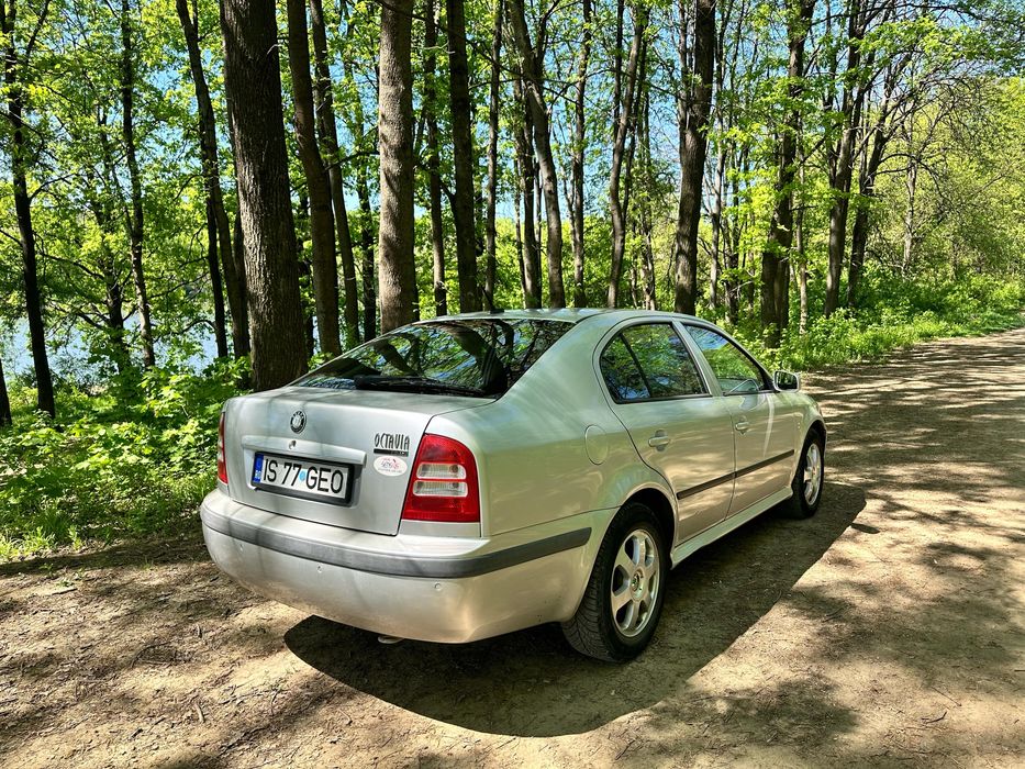 Skoda Octavia 1 benzină 2.0i  Cutie AUTOMATĂ