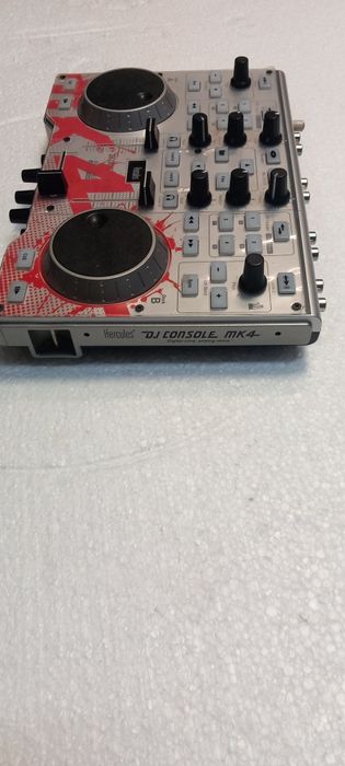 Consola dj Hercules mk 4