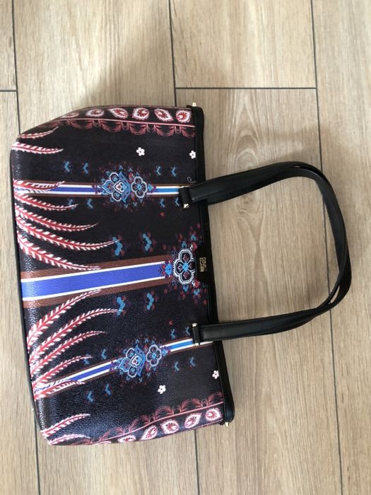 Poseta noua Cavalli Class superba