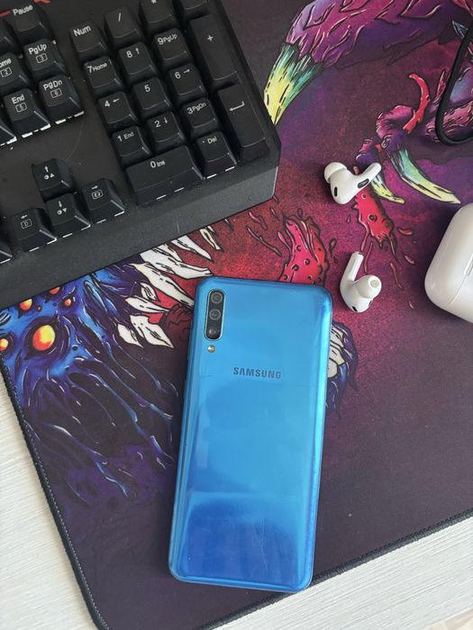 Samsung a50 64gb