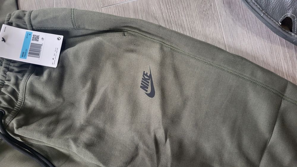 Compleu Nike Tech