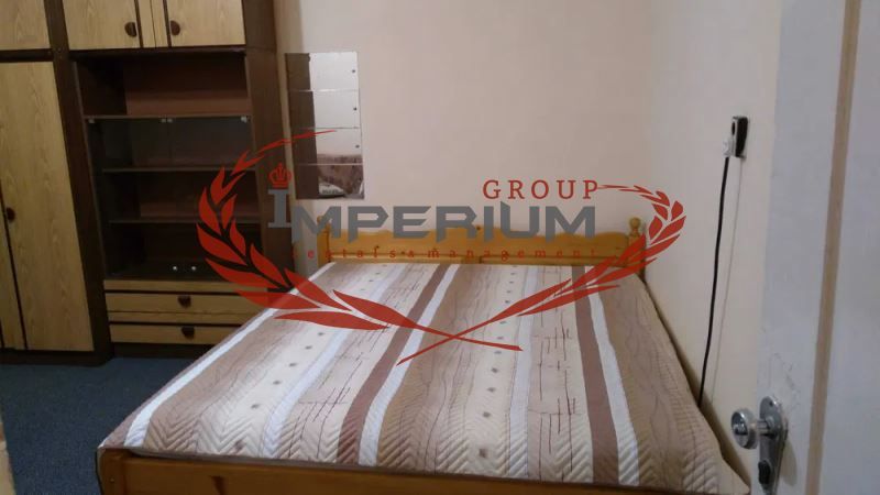 Двустаен обзаведен апартамент под наем в района на Окръжна болница, г