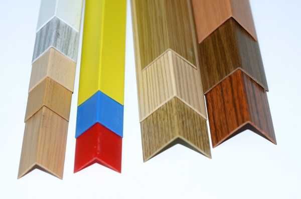 Углы из оцинкованной стали с полимерным покрытием