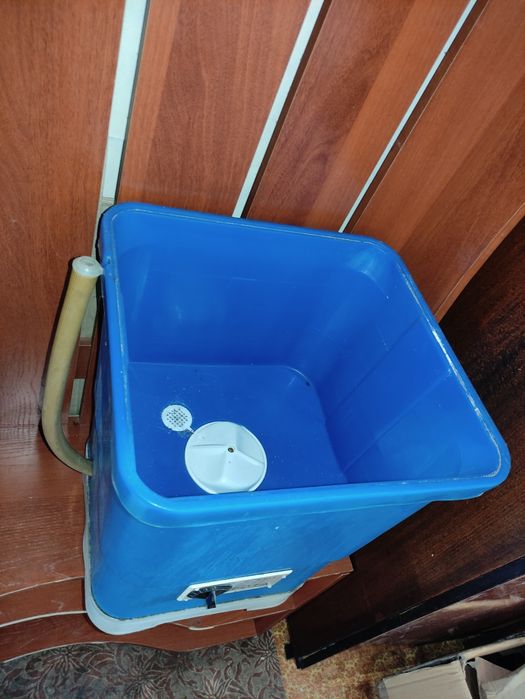 Стиральная машинка малютка.