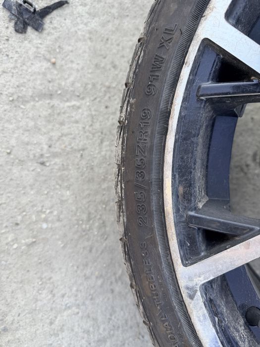 Jante bmw r19 anvelope 235/35/19 dot 2023