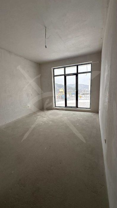 Продава се Многостаен апартамент в Варна, Виница - 277 кв.м за 704 €/кв.м - Снимка #3