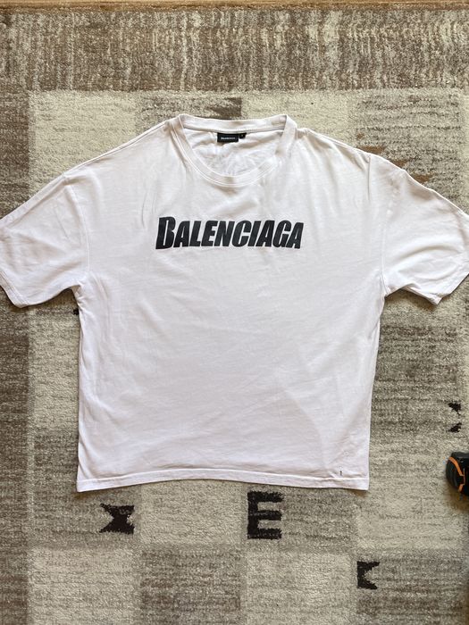 Varianta directă & căutată: ⁠Tricou Alb Oversized Balenciaga Style M/L