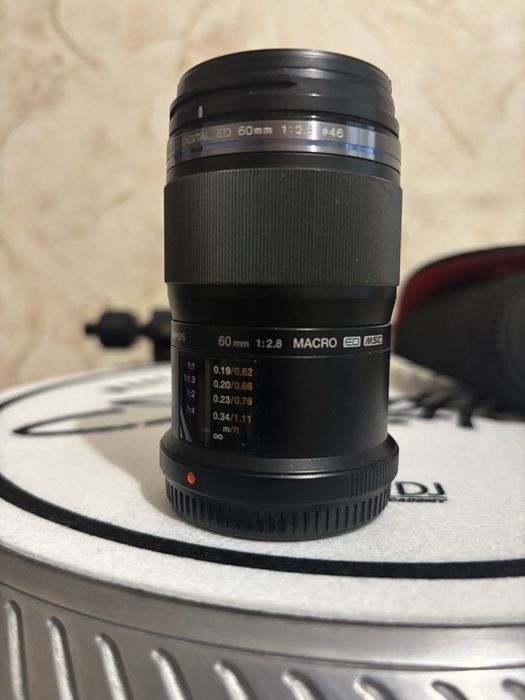 Olympus m zuiko ed 60mm 2:8
