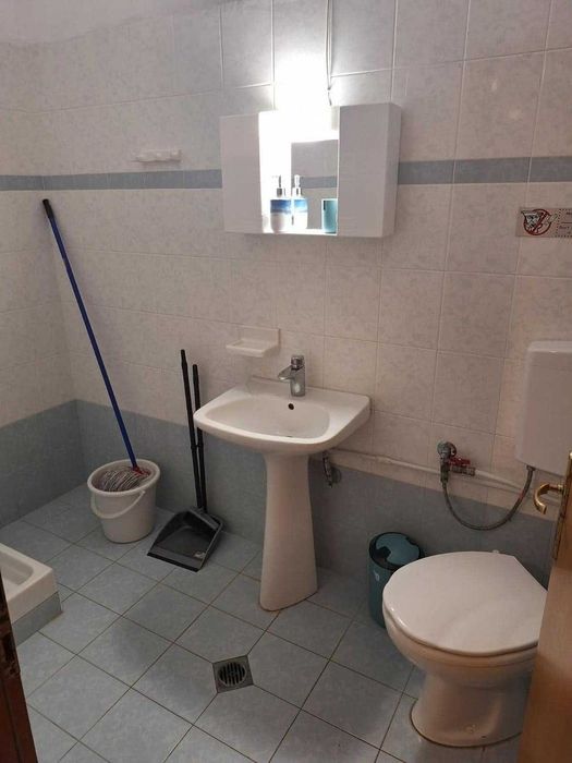 Студия с магазин за бизнес на първа линия  в Паралия Врасна, Гърция