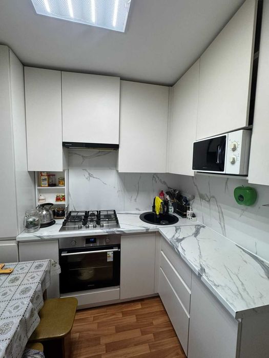 Продается 3 ком квартира район Ремзавод