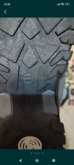 Продам кросовки летний вариант