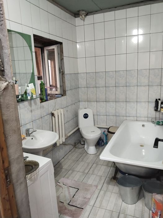 Продам базу с домом