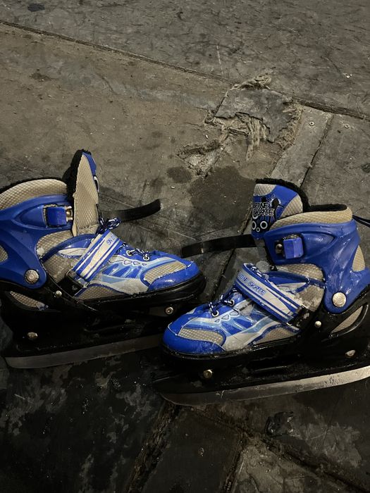 Зимние Коньки буу