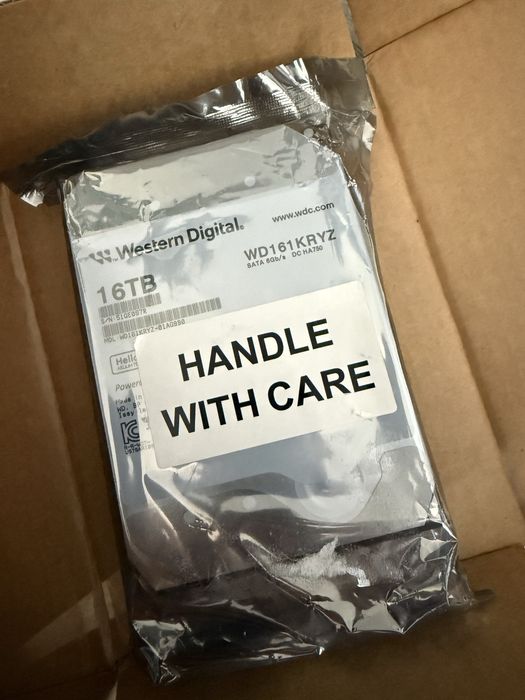 HDD Western Digital 16TB (WD161KRYZ) - Nou / Sigilat, Garanție 5 ani