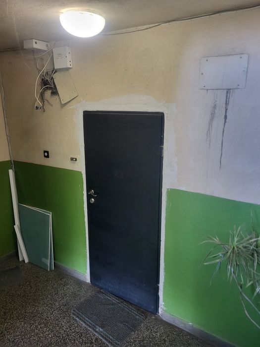 Боядисване и шпакловка