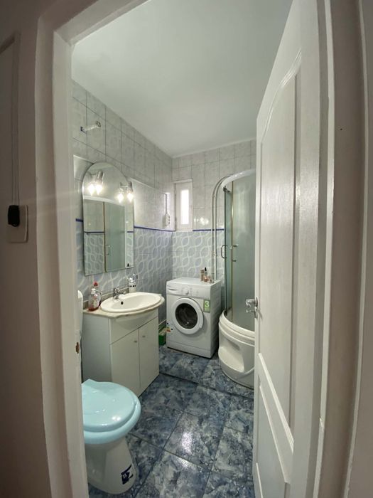 Apartament cu 3 camere de vanzare