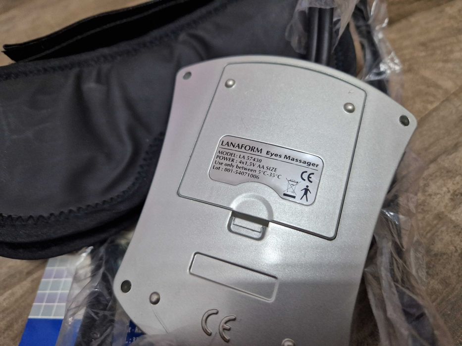 Aparat masaj pentru ochi Lanaform Eye Massager LA57430