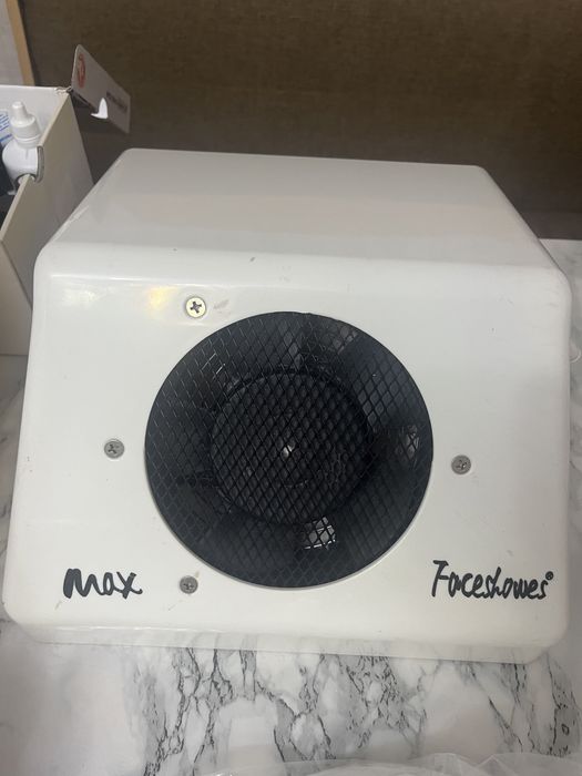 Продам набор для маникюра