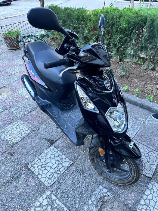 Продается скутор в отличном состояние, есть горянтие