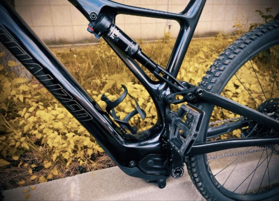 Specialized turbo levo SL carbon.