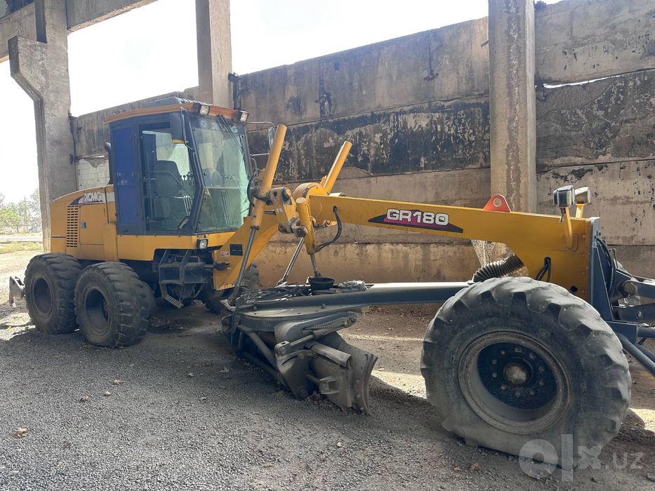 Gredor XCMG GR180