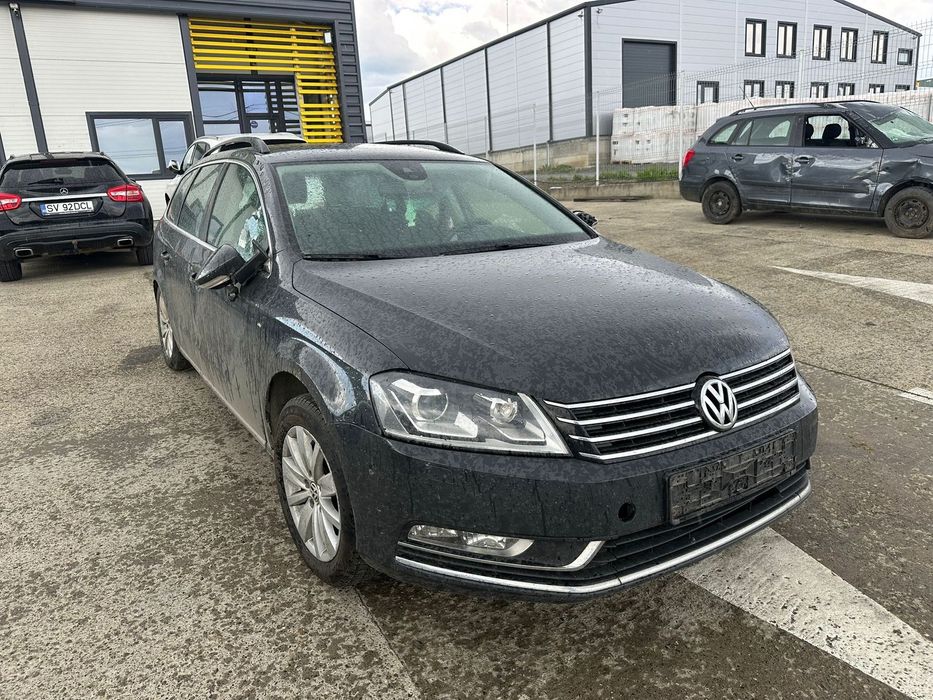 Dezmembrez / Dezmembrari / Piese / Accesorii Vw passat b7 2.0 tdi 2012 automat volan stanga