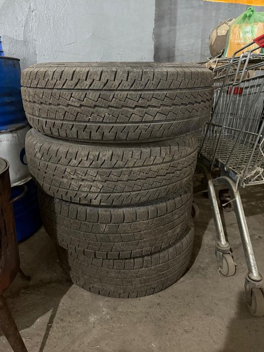 Автошина с диском