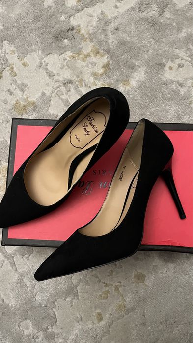 Туфли натуральная замша