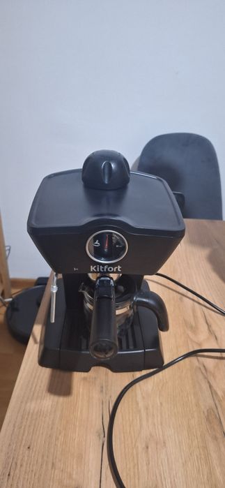 Кофеварка рожковая Kitfort