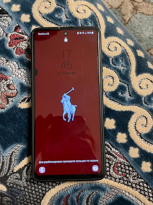 Желательно на айфон