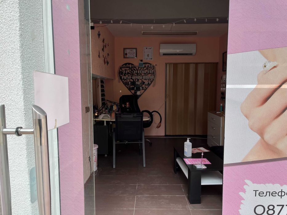 Дава се под наем Магазин в Шумен, Център - 30 кв.м за 255 € - Снимка #5