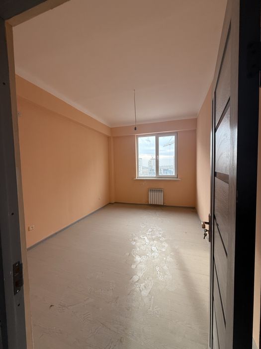 Чирчик шахар 2 микро район Янги Узбекистон 2х Нархи 30.000$ Наличка