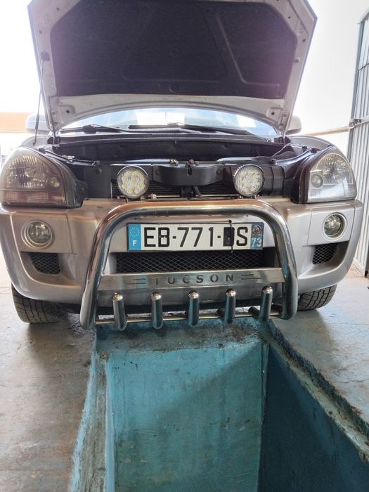 Bara fata hyundai tucson