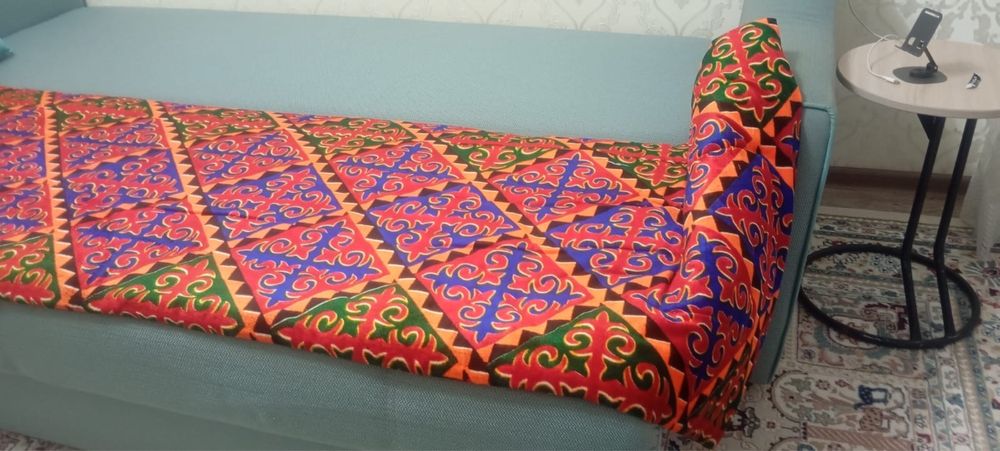 Продам диван в хорошем состоянии