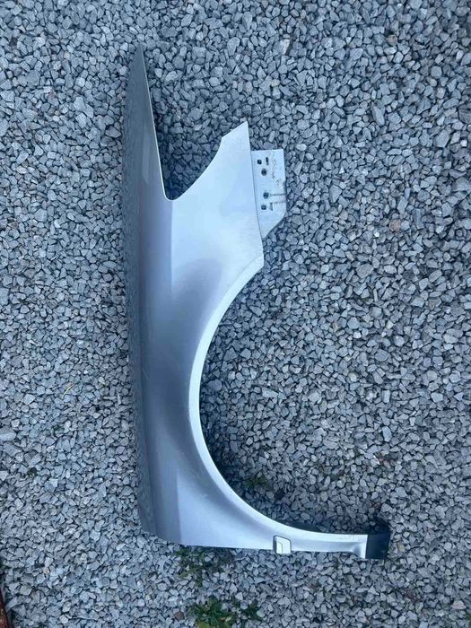 калник десен VW Phaeton 2002-2011 г. #013S