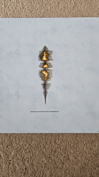 Продается виниловая пластинка QUEEN-MADE IN HEAVEN,1995 г.