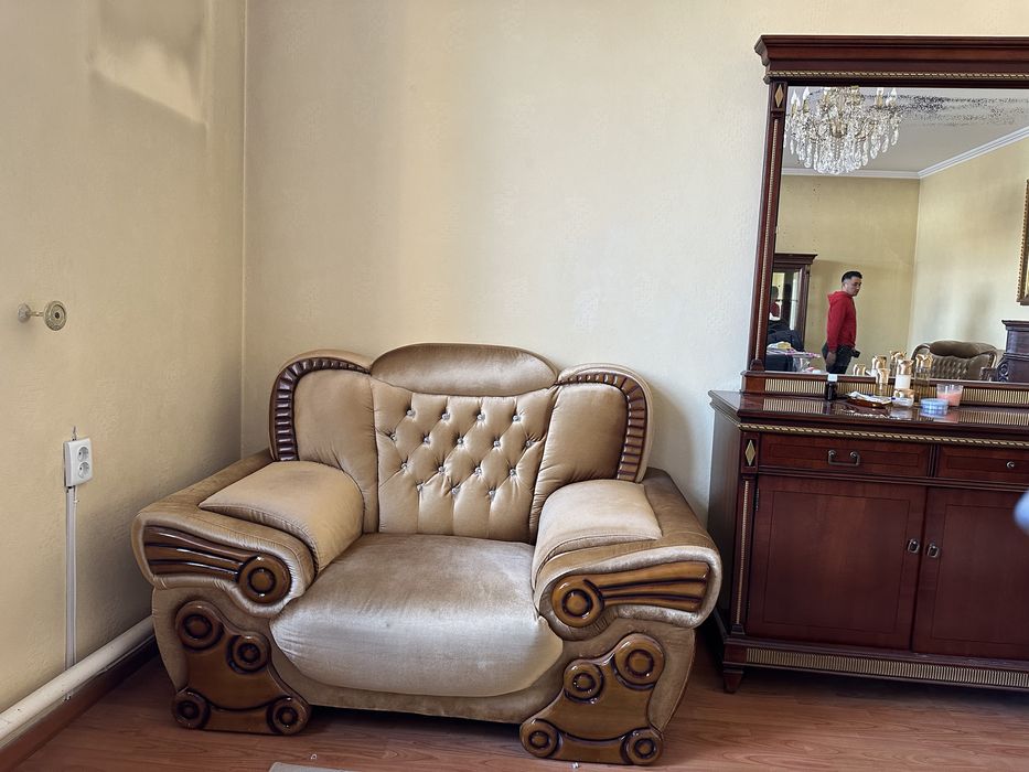 Диван в гостиной