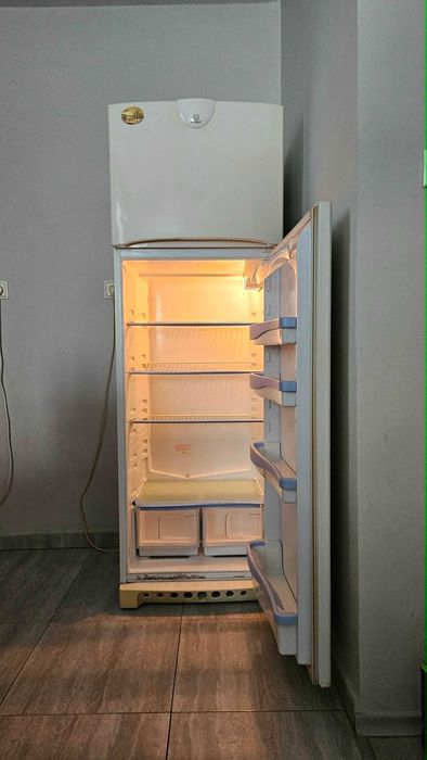Хладилник Indesit