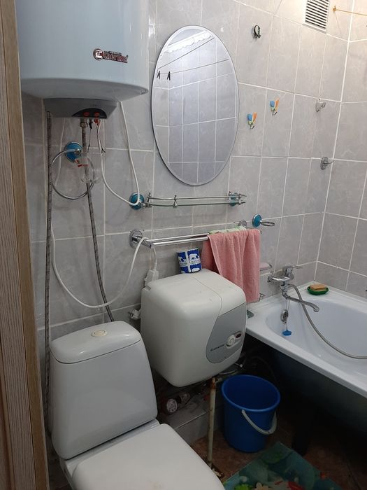 Продам квартиру в районе площади.