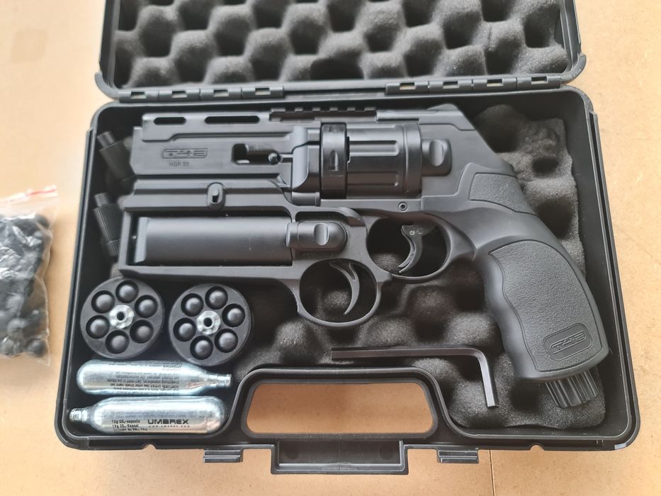 Pistol airsoft Umarex HDR 50 ca Nou
