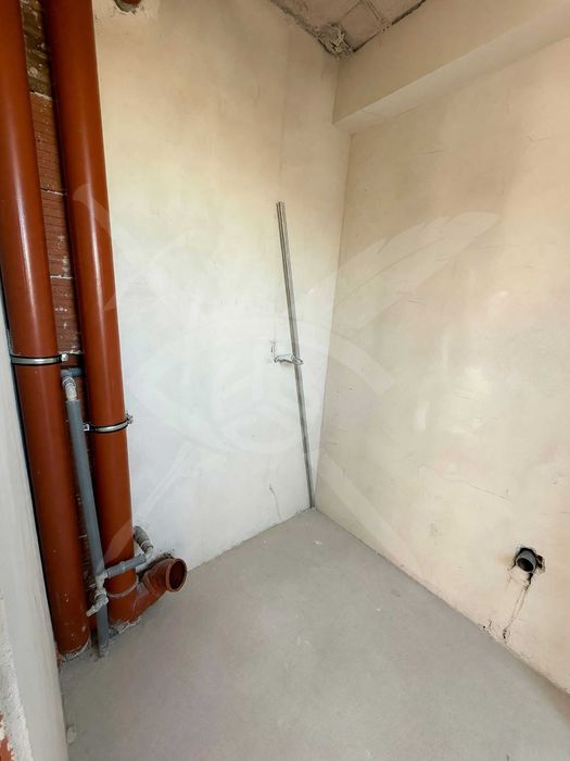 Дава се под наем Мезонет в Пловдив, Център - 234 кв.м за 240000 € - Снимка #9