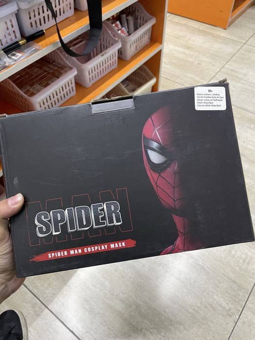 Spiderman maskasi ruchnoyligi
